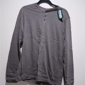 Elegant Gray Long Sleeve Henley Top